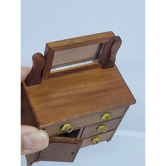 VTG  Shackman Dollhouse Miniatures NIB Wood Dresser Chest Drawers + Mirror - Picture 6 of 15